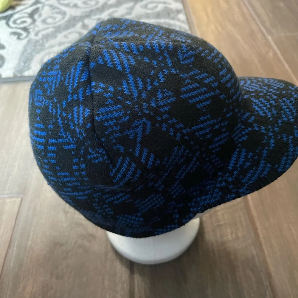 Nike Winter Hat with Bill One Size